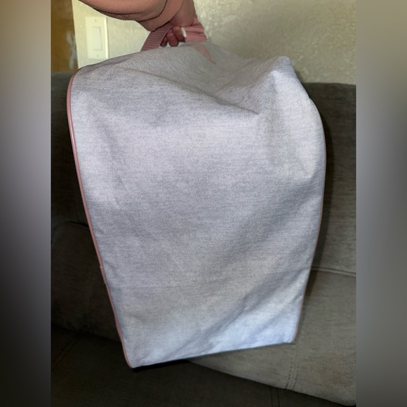Adidas Pink and White Sports Bag - Picture 5 of 6